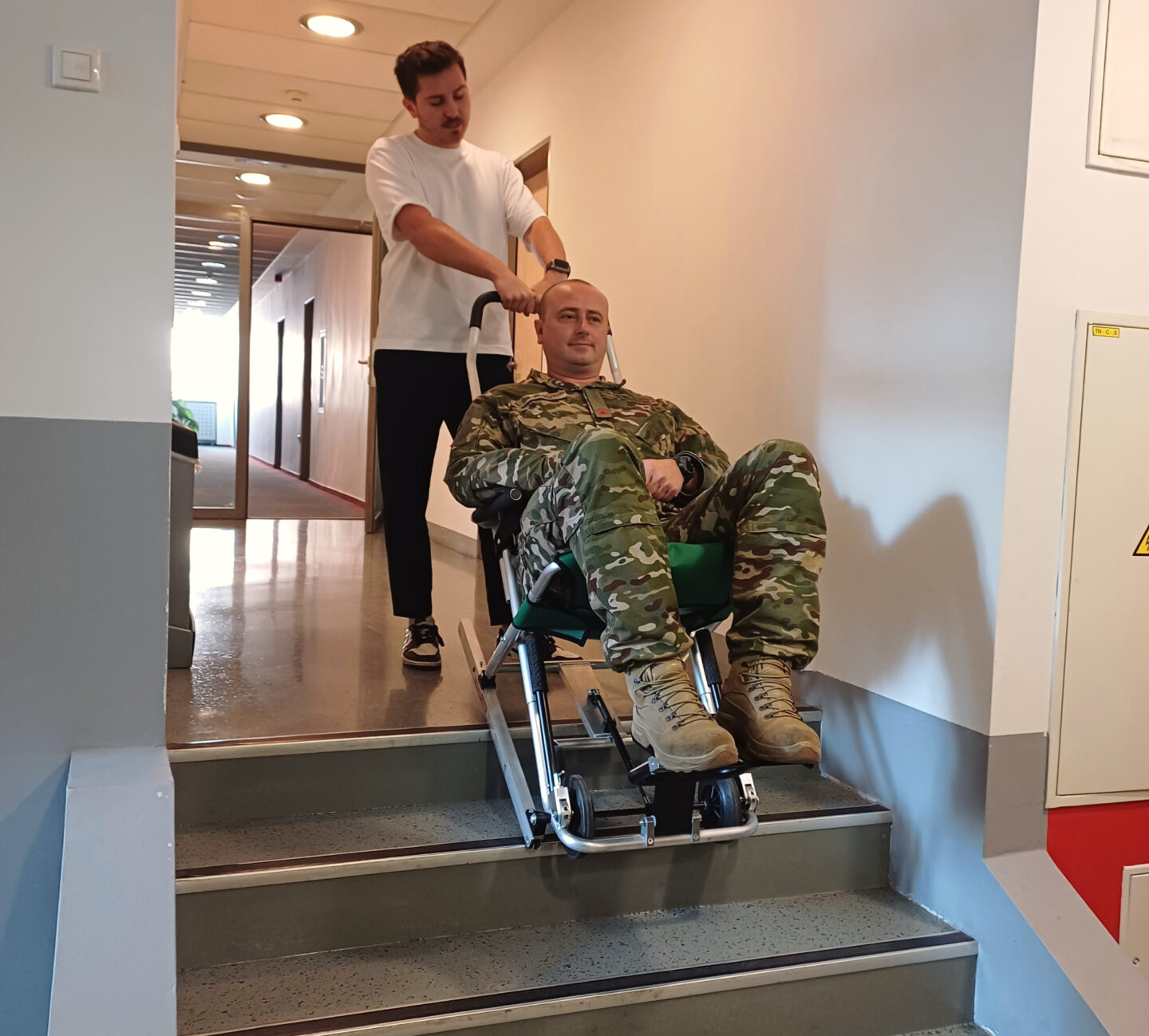 evakuacijski stol