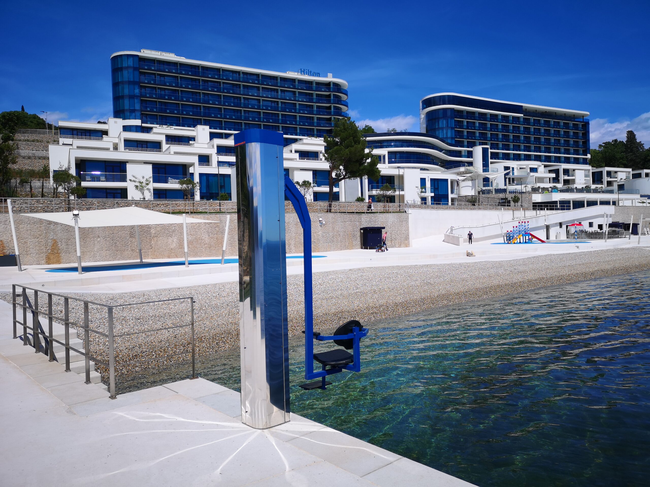 Aqualifter – pool lift that can also be used for salt water - Image 7