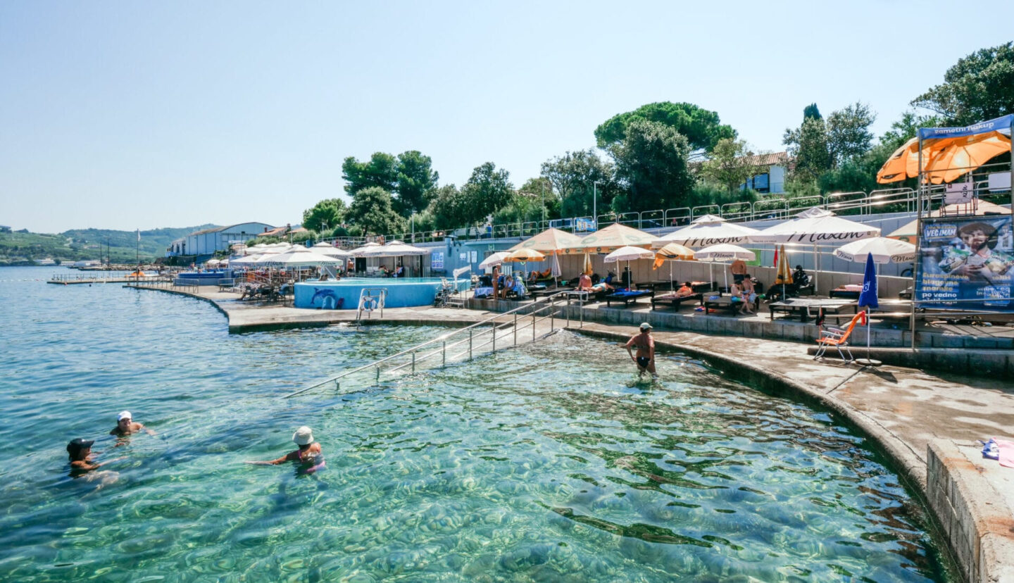 izola