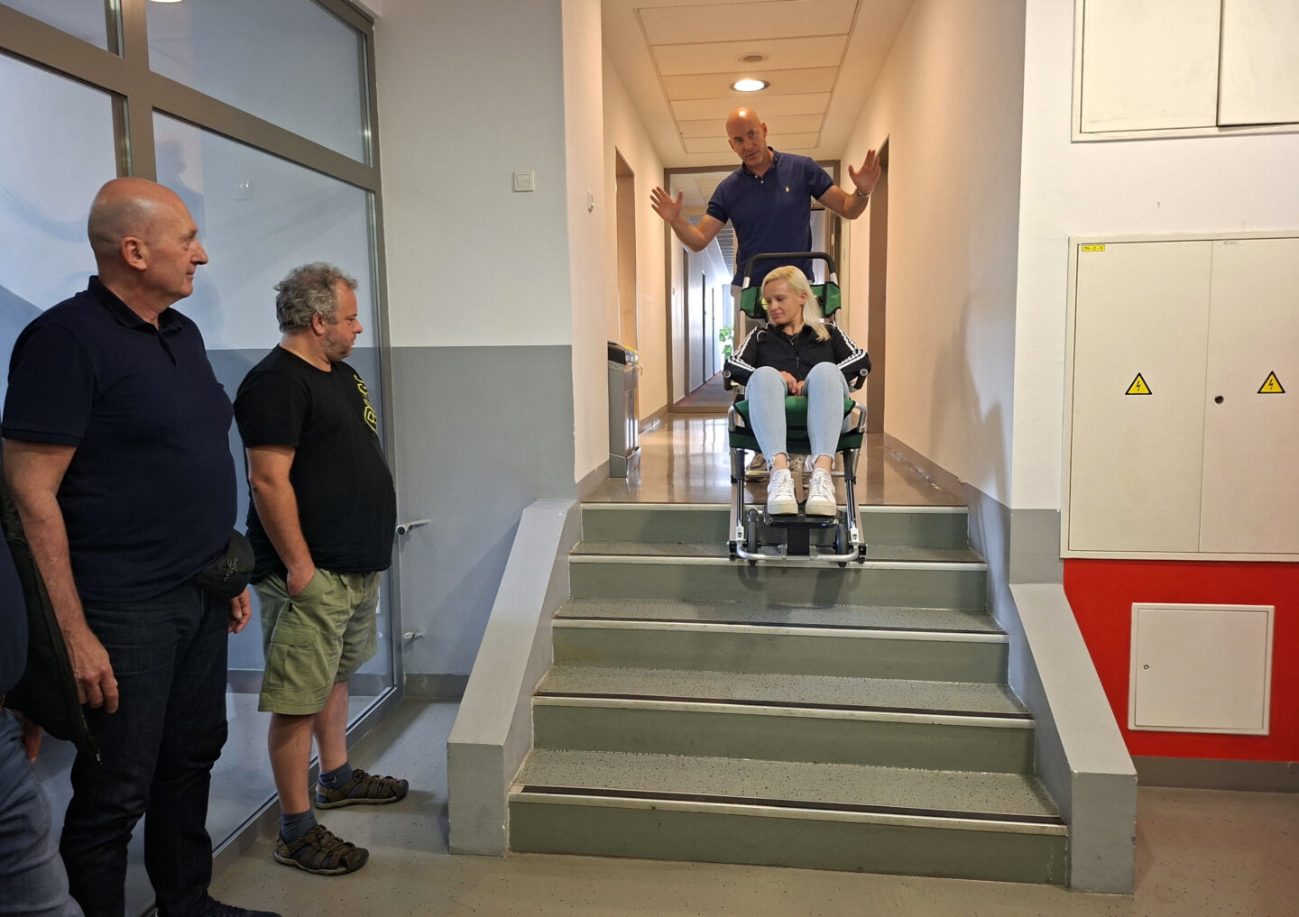 evakuacijski stol